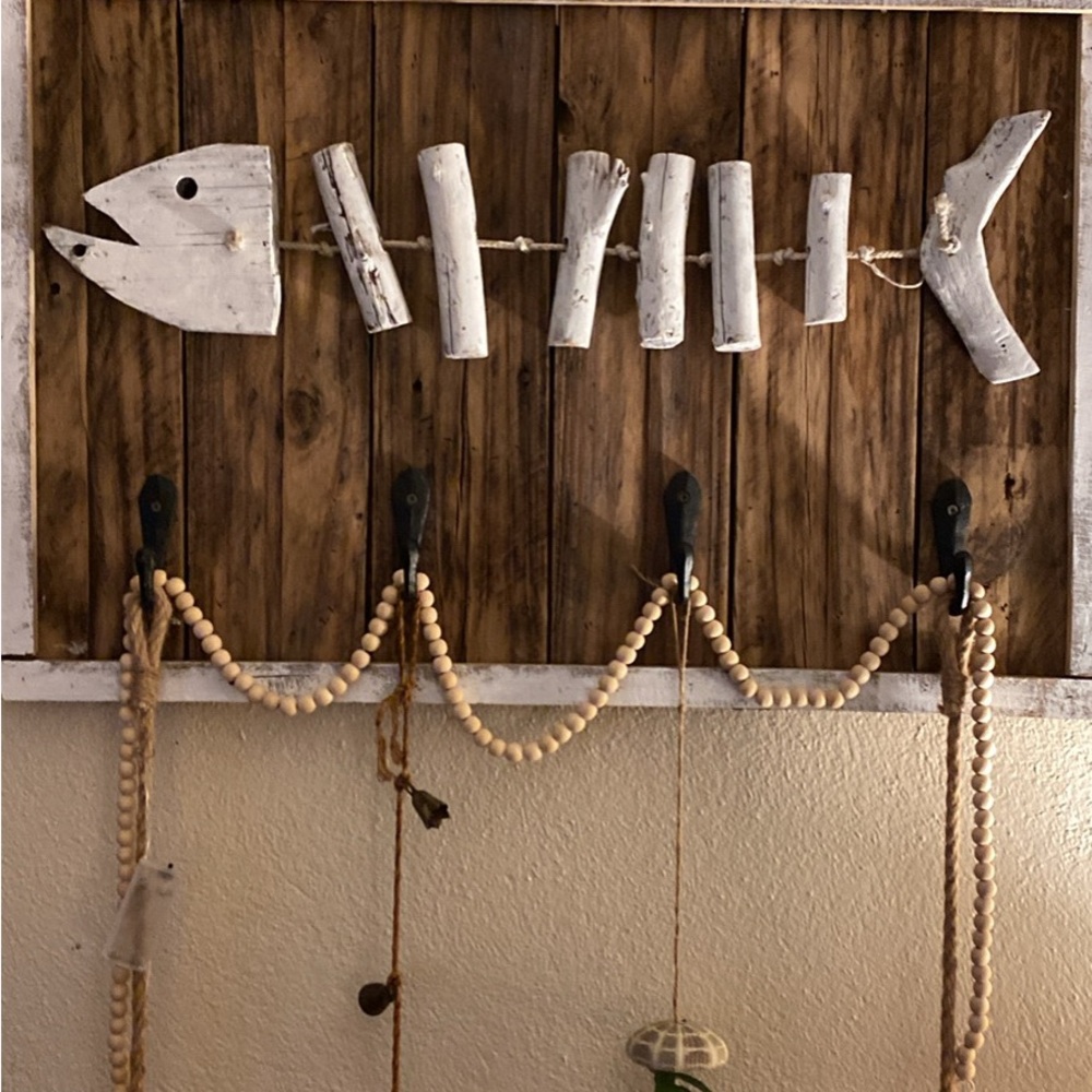 White Nautical Hooks Wall Decor with Fish Skeleton
